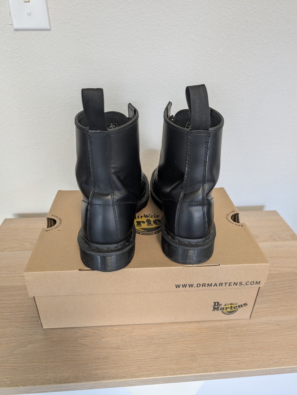 Women's Size 9 Black1460 MONO Smooth Leather Lace Up Boots Dr. Martens - Picture 6 of 8